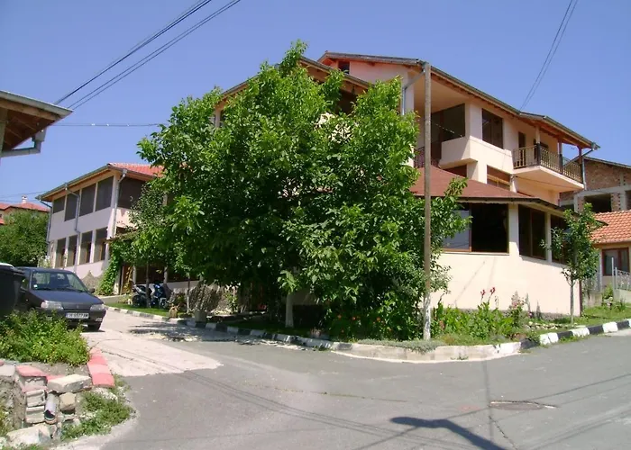 костови Pensjonat Bjała